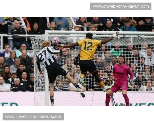 纽卡斯尔1-1战平布莱顿，战术复盘显示中场攻防转换速率下降